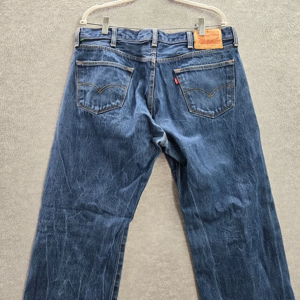 Levis *please carefully